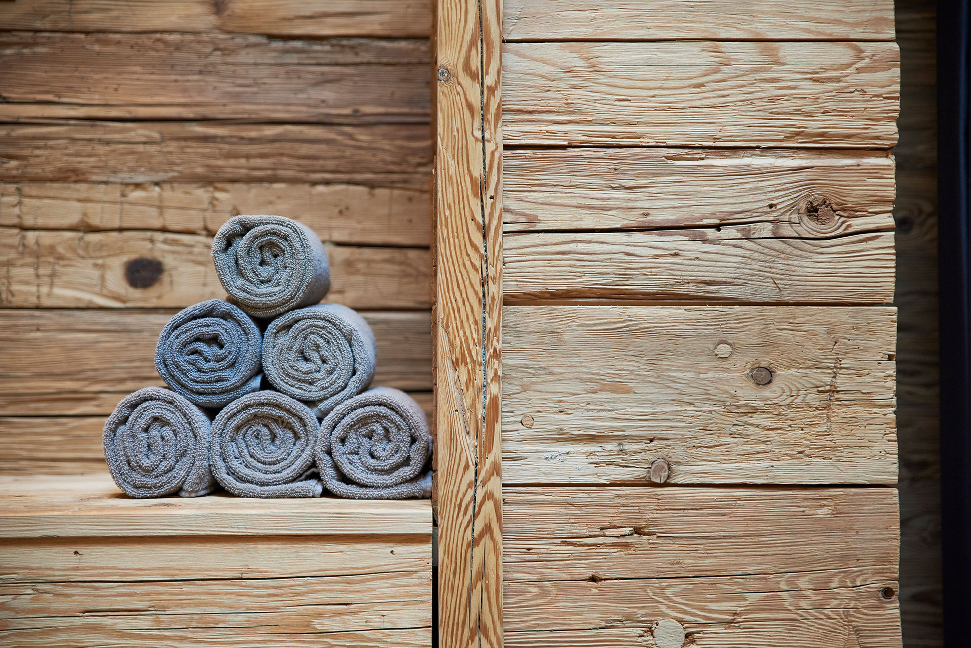 TheAlpinaGstaad_ (4).jpg